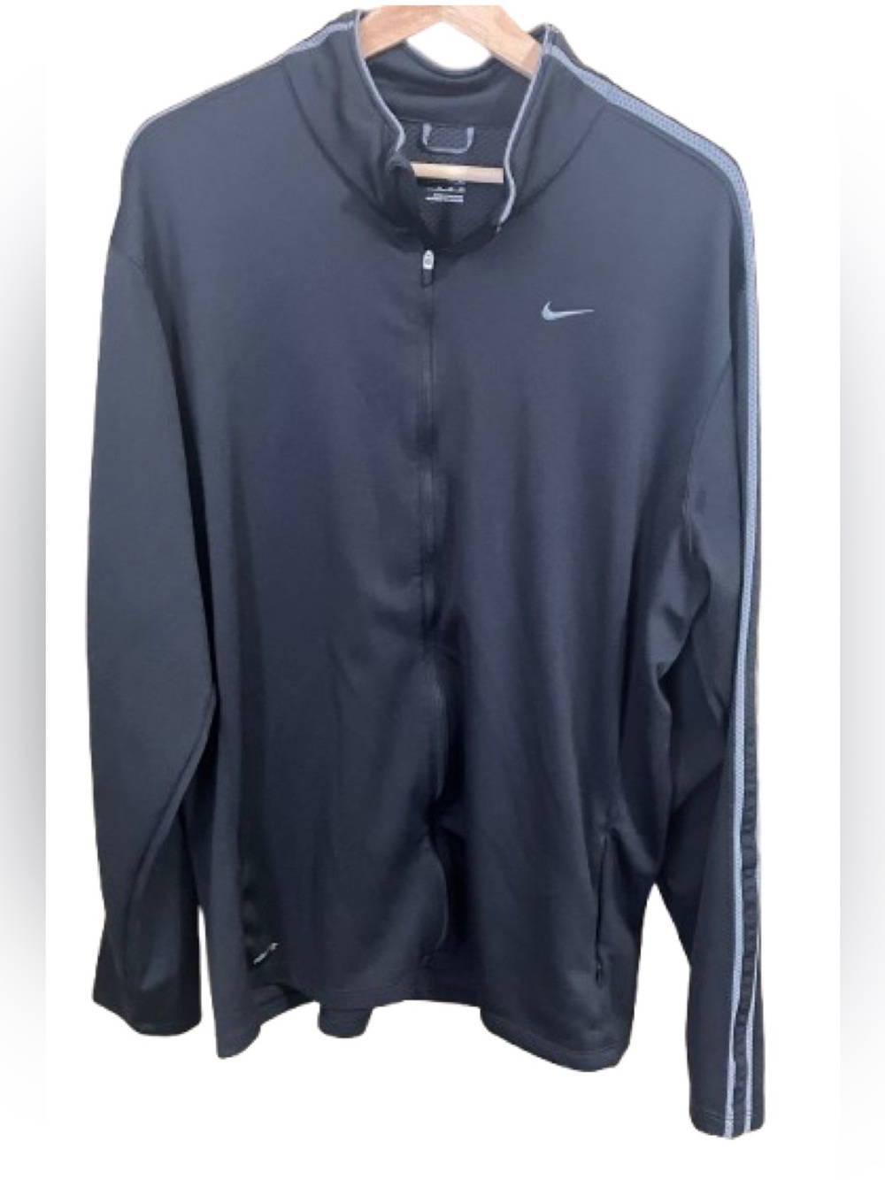 Nike Fit Dry Men’s Black Performance Full-Zip Jacket Gray Stripe XL Streetwear